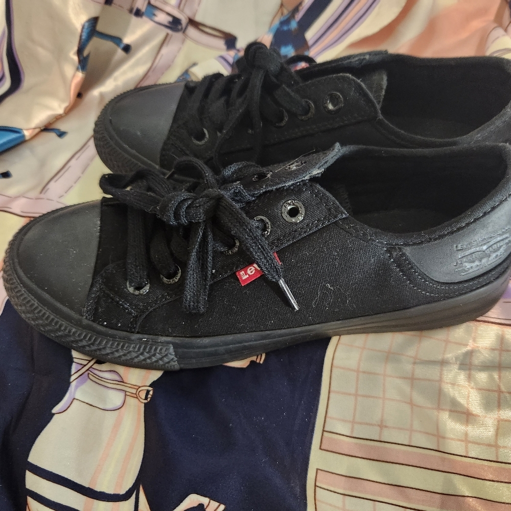 Levi's kids shoes - Picture 1 of 7